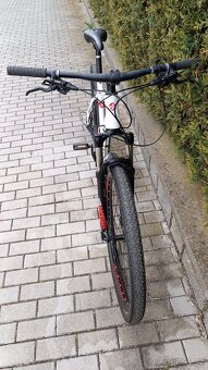 Ghost Kato 7.9 AL star white, kola 29", velikost L - 16