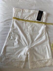 Stahovací prádlo vysoký vyztužený pas krajka L-XL. Nové - 16
