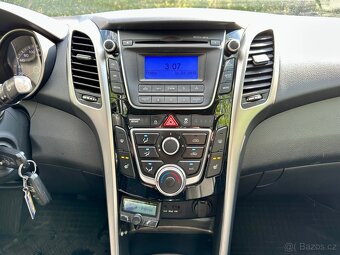 Hyundai i30 KOMBI 1.6i 88KW ČR - 16