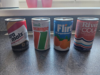 Staré plechovky od PIV, COLA,PEPSI - 16
