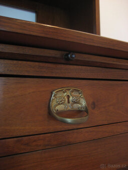 Secesní buffe, možné rozdělit jako komodu - 16