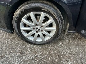 Volkswagen Jetta 1.6i - 16