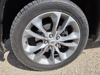 Jeep Grand Cherokee, 5.7 V8 HEMI - 16