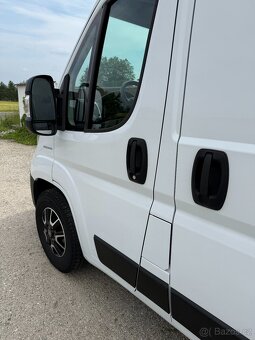 Fiat Ducato 2.3Jtd 103Kw//EXKLUZIVNÍ STAV//2XŠOUPAČKY,KAMERA - 16