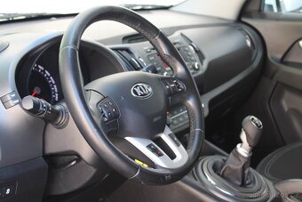 Kia Sportage 2.0CRDI 100kW AWD + LED + TEMPOMAT + PR.SERVIS - 16