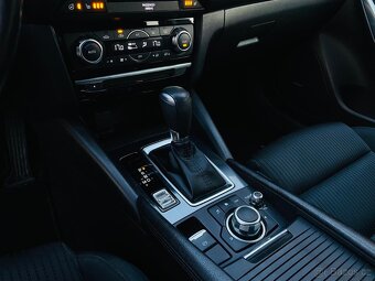 Mazda 6 2.0i AUTOMAT VÝHŘEV 1.MAJITEL TAŽNÉ SERVISKA - 16