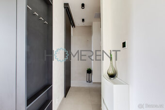 Pronájem luxusně zařízeného bytu 2+kk (38m²) - Praha 4, ul.  - 16