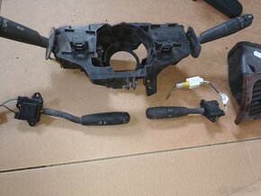 PEUGEOT 607 2.2 HDI / DÍLY - 16