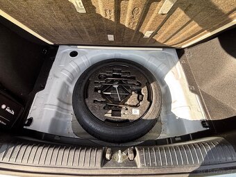 Kia Ceed - 16