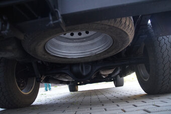 FORD RANGER 2.2 TDCI 4x4 LIMITED rám a nástavba - 16