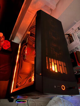 ASUS RTX 5090 LC OC, 4K OLED ASUS MONITOR - 16