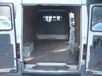 Nissan   Trade   3.0 D - 16
