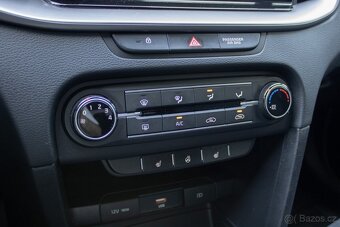 Kia Ceed 1.0 T-GDi Silver - 16