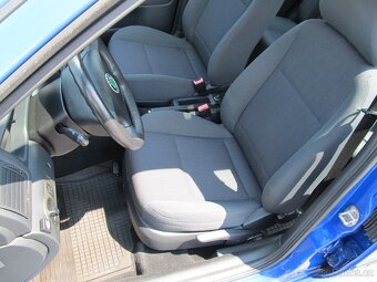 Škoda Octavia 1.6 i combi ČR 1.maj - 16