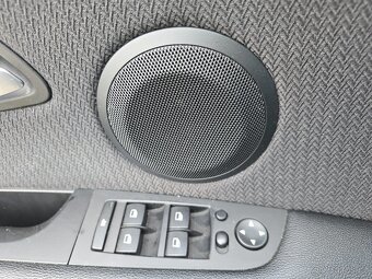 BMW Řada 3, 320d 130kW M-paket Xenon - 16