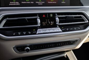 BMW X5 xDrive30d 210 kW (2021) - 16