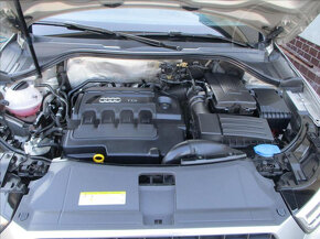 Audi Q3 2,0 TDI 136kW quattro S tronic - 16