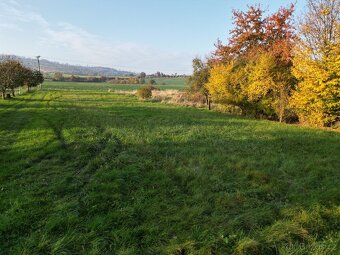 Nová Hradečná - stavební pozemek 2612 m2 - 16