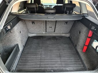 ŠKODA Octavia combi 2,0TDI Scout 4x4 - 16