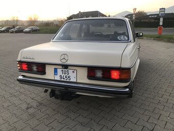 Mercedes Benz W123 240D - 16