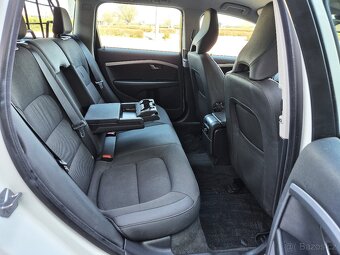 VOLVO XC70 2.4D AWD MANUÁL 1 MAJITEL ALU 19 PERF.STAV - 16