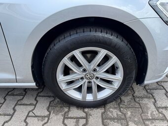 VW Golf 7 2.0 TDI 110kW DSG Tažné ACC ERGO Full LED Navigace - 16
