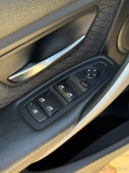 BMW 330d xDrive f30| M paket | 2014 | KRÁSNÝ STAV - 16