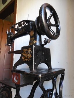 Sedlářský obuvnický šicí stroj Singer - 16