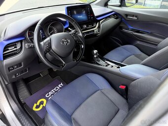 Toyota C-HR Hybrid / 2018 / ČR - 16