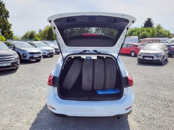 FORD Focus Kombi 1.0 EcoBoost mHEV 114kW TITANIUM - ČR - 16