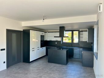 Nový rodinný dům 4+kk v Horních Ředicích - 16