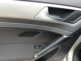 Volkswagen Golf 2.0TDI 110kW Comfortline,Stav - 16