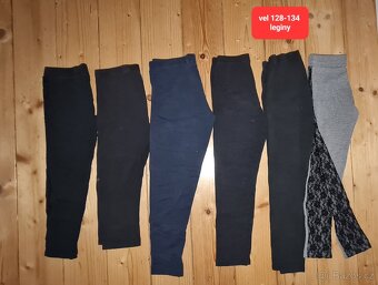 Vel 122-128 - dívčí - šaty,sukně,trička,leginy.... - 16