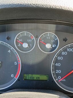 Ford Focus Cmax - 16