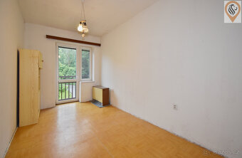 Prodej prostorného bytu 3+1, 93 m², s potenciálem dalšího ro - 16