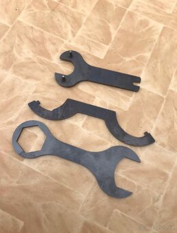 Zrcátko tachometr odrážka OSVAR přepínač světel - 16