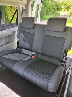 Volkswagen Caddy Maxi 1.9 TDI (77 kW), 7 míst, r. v. 2010 - 16