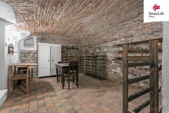 Pronájem rodinného domu 364 m2 Trojská, Praha - 16
