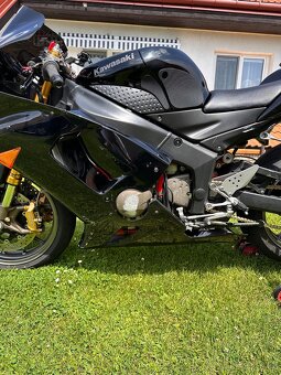 Kawasaki zx6r 2006 (A2 25Kw) - 16