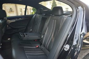 BMW Řada 5, M550i H/K 360° Šíbr Matrix HUD - 16