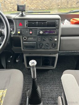 VW T4 2.5 TDI 65kW - přestavba WESTFALIA - 16