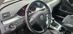 VW Passat B6 2.0TDI 125kw Highline Sport / Nové rozvody - 16