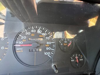 Jeep Wagoneer V8 - 16
