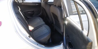 Hyundai i20 1,2i - 16V - 57kw. . HEZKÝ STAV i VÝBAVA - 16