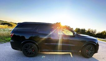 Pronájem vozu Dodge Durango 6.4 SRT - 16