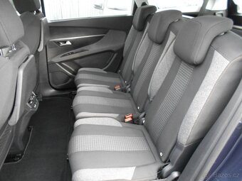 PEUGEOT 5008 1,6 HDi - 16