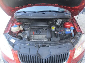 Škoda Fabia 1.6i SCOUT Combi - 16