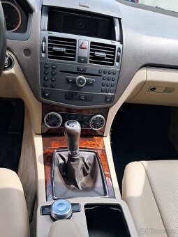 Mercedes Beznz 220C -  CDi combi - 16