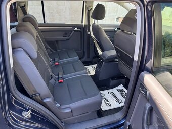 VW Touran 1.4 TSi, 103 KW, po GO motoru - 16