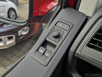 Volkswagen Transporter 2.0TDi DSG 8 MÍST, KAMERA - 16